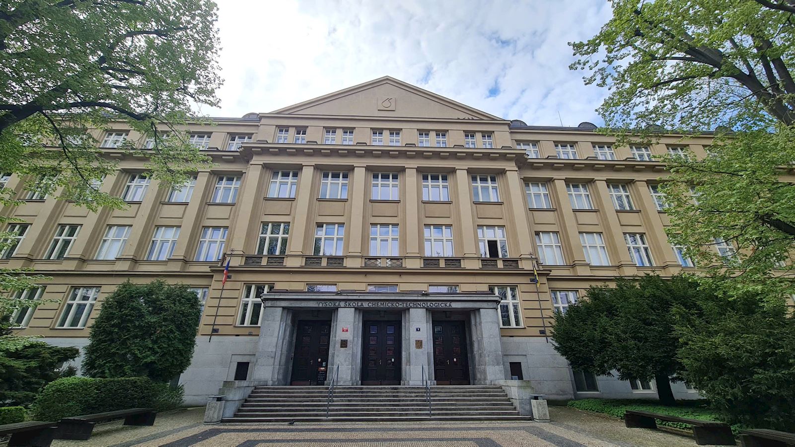 UCT Prague - Cánh cửa đến tương lai với ngành hoá học và công nghệ
